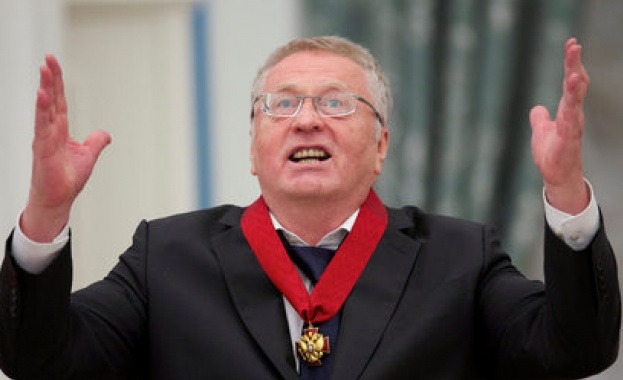 Жириновски благодари на Путин: "Боже, Царя пази!" (видео)