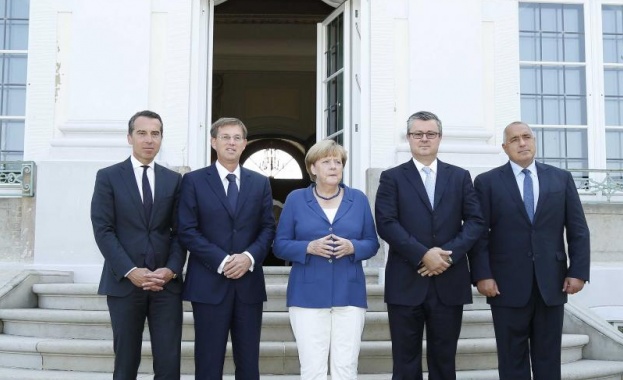 Лидерите на балканските държави се събират във Виена за обсъждане на бежанската криза