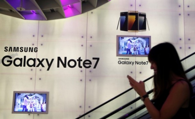 Заменените Galaxy Note 7 не гърмят, но пак създават проблеми  