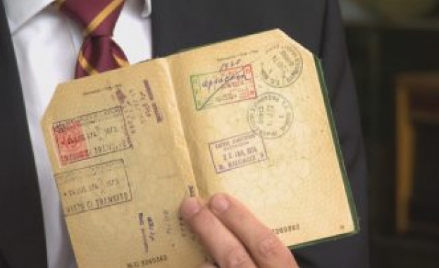 Германски посланик разкрива как фалшифицирал паспорти за бягство от България