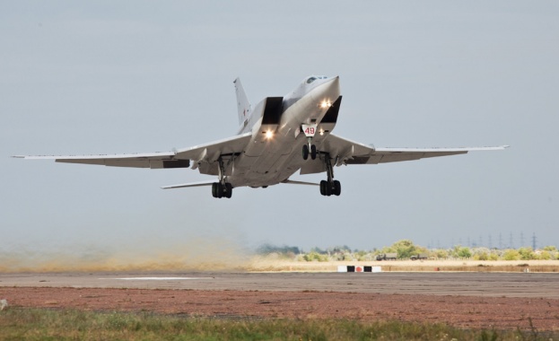 Трима военни загинаха в резултат на задействане на катапултите при