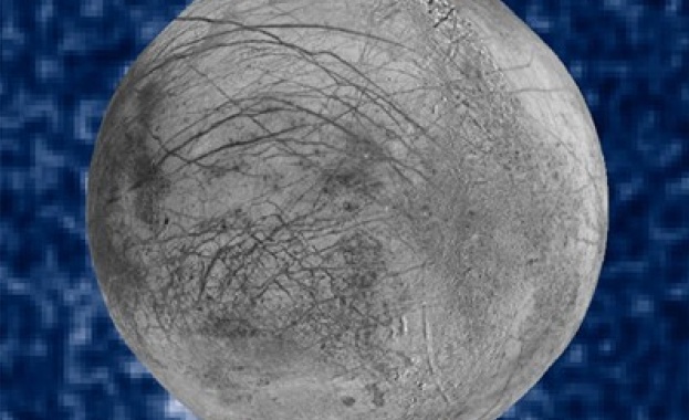 "Хъбъл" засне гейзери на спътника на Юпитер (видео)