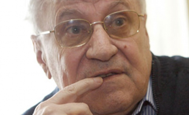 Националната ни цел трябва да бъде да се мразим по малко