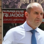 Защо „Америка за България“ обяви война на ген. Румен Радев?