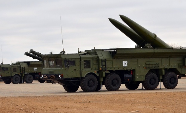 Русия прехвърля ядрени ракети край западните си граници