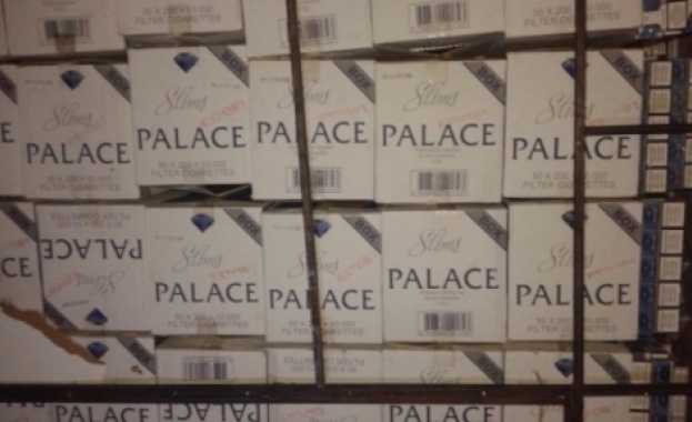 Половин милион контрабандни цигари откриха на ГКПП Маказа