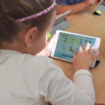 Успешно стартира компютърното обучение в детските градинив Бургас 