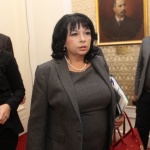 И ние бързаме да платим реактора на "Росатом", уверява Петкова