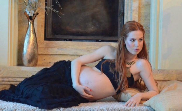 Наско Сираков и Илиана Раева ще стават дядо и баба 