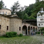 Освещават новото патриаршеско крило на Троянския манастир