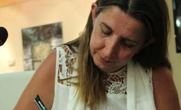 С Аксиния Михайлова започва новата инициатива на Столична библиотека „Поет на месеца"