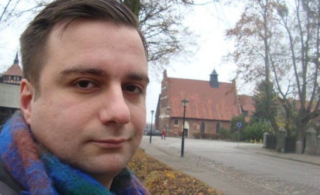 "Свидетели сме на неловко усилие по спасяване на неспасяемо НС"