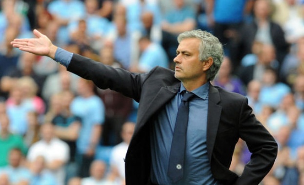 Моуриньо ще загуби на „Стамфорд Бридж“ според „Еврофутбол“ 