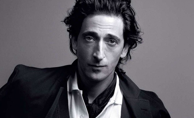 Чакаме Джон Малкович и Ейдриън Броуди