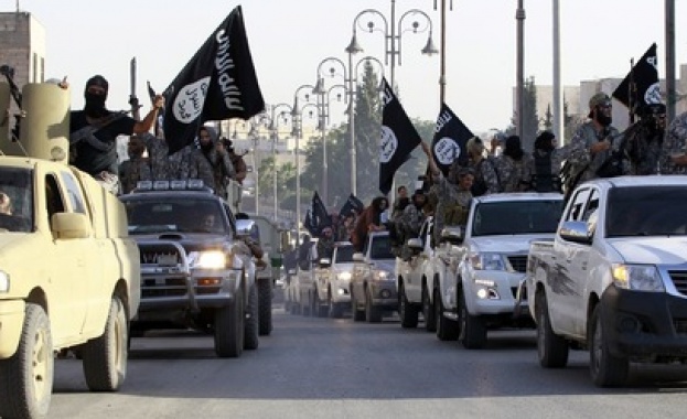 Русия разкри, че "Ислямска държава" прехвърля бойци и оръжия в Хама