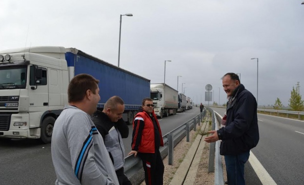 Михаил Миков: Ще поставя въпроса за опашките на Дунав мост 2. Това е абсурдно, а решение има.