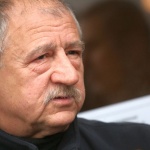Павел Попандов с награда за цялостно творчество от фестивала в Сливница