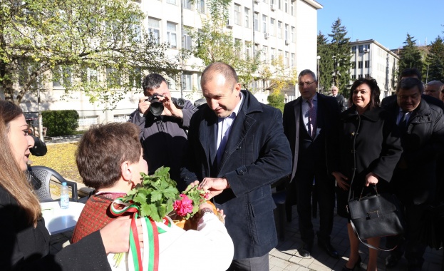 Ген. Румен Радев: България съществува повече от 1300 години и няма да изчезне с оставката на Борисов