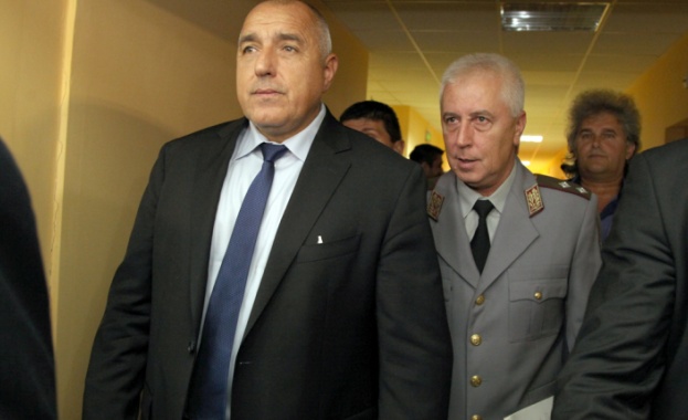 Правителството подкрепя създаване на Военномедицински университет