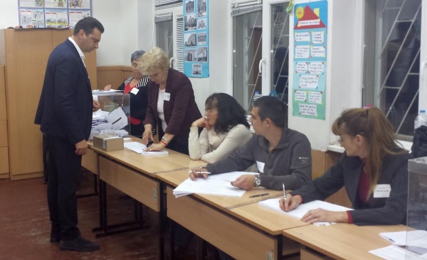 Калоян Паргов: Днес властта е в ръцете на хората. Те определят бъдещето на България