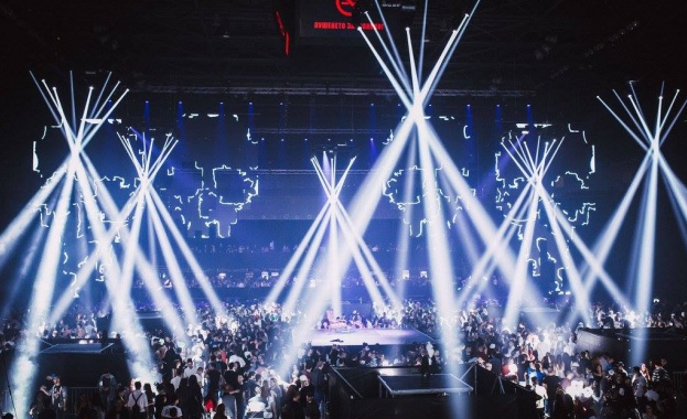 Чудовищна нощ превзе "Арена Армеец" за HALLOWEEN на YALTA CLUB