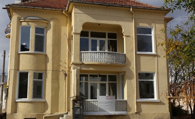 EVN представи обновената сграда на школата по изкуства към читалище „Искра 1860“ в Казанлък 