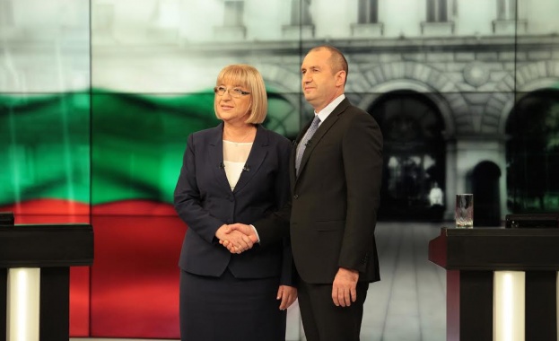 Президентският дебат по БНТ предизвика силен обществен и медиен интерес