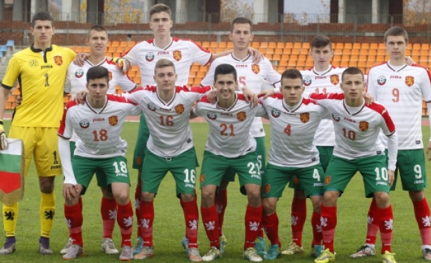 България U19 търси класиране срещу Дания