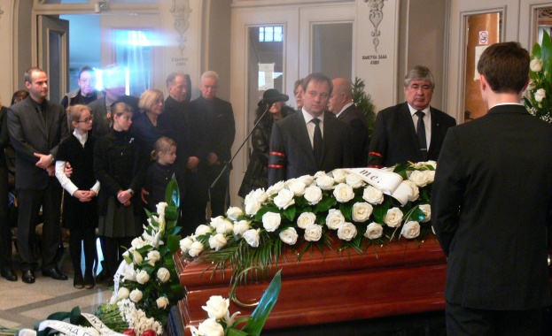 Простихме се с Бисер Киров (Снимки)