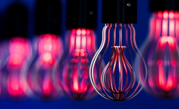 LED светлината привлича по-малко насекомите