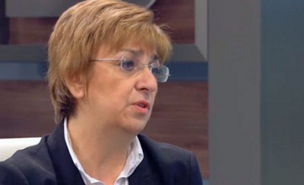Проф. Михайлова: И без загуба на изборите от ГЕРБ, щеше да има оставка