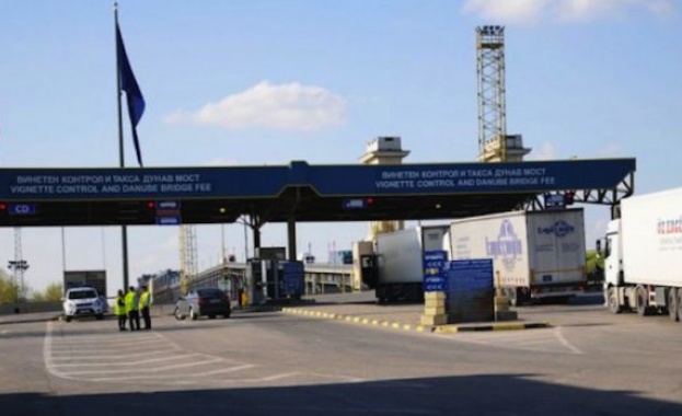 Съдът пусна срещу 5000 лева задържаните граничари от ГКПП-"Дунав мост"