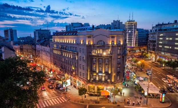 Един убит и един ранен мигрант при уличен сблъсък в центъра на Белград