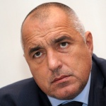 Като дойде време за управление, всички бягат каро дявол от тамян