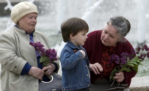 Учени обясниха защо възрастните винаги смятат младежите за неморални