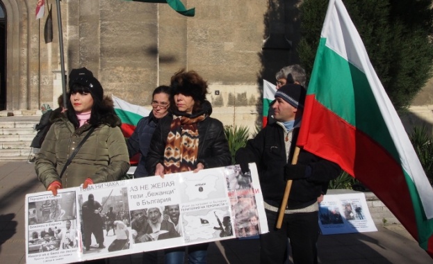 Варненци се обявиха против организирания трафик на лъжебежанци