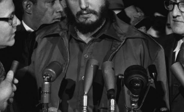 Discovery Channel излъчва ексклузивния документален филм „Целят свят гледа към Кастро“ на 11-и декември