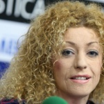 Ина Ананиева роди момиченце