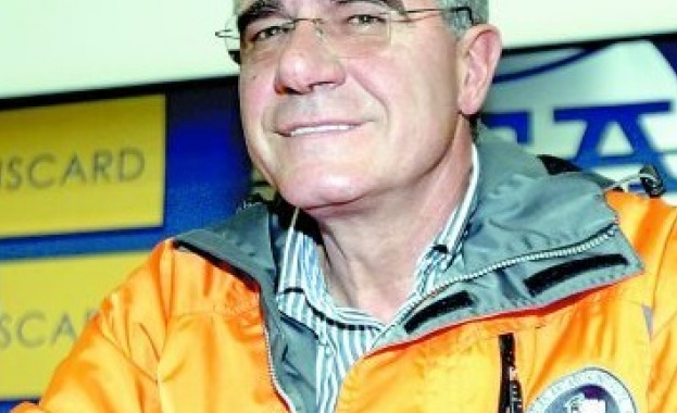 Проф. Христо Пимпирев: Паметникът на кирилицата, който ще бъде поставен в близост до българската база на Антарктида, ще бъде завършен до дни