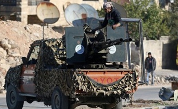 В Източен Алепо се стреля безразборно 