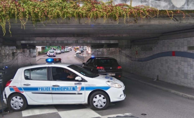 Шестима загинали при катастрофа с над 30 автомобила във Франция