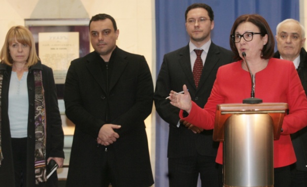 Код "жълт" за МВР на празниците, но гражданите да са спокойни, уверява Бъчварова