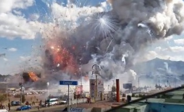 Взрив на фойерверки уби 31 души в Мексико