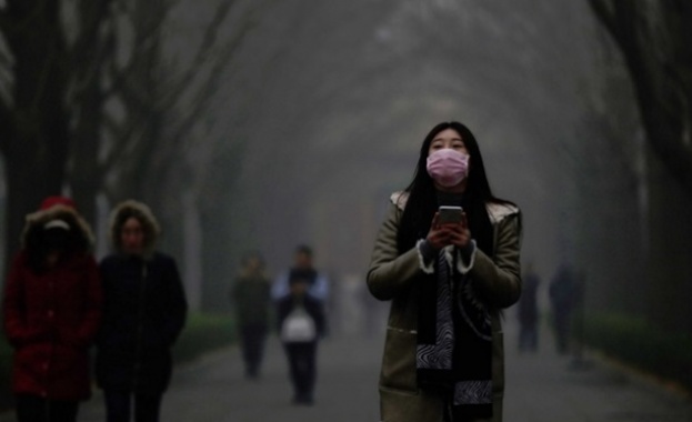 Хиляди „бежанци от смога" са напуснали силно замърсените северни части на Китай