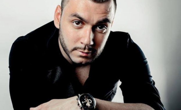 Българският изпълнител Георги Величков от "Пееш или лъжеш" гостува по Коледа на Путин в Кремъл 