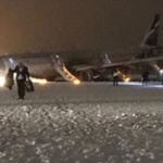 Самолет излезе от пистата на летището в Калининград (обновена)