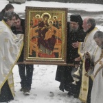 Донесоха иконата на Божията майка „Всецарица“ в столичния храм "Св. Параскева“