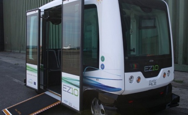 Минибус без шофьор премина успешно изпитание в Германия