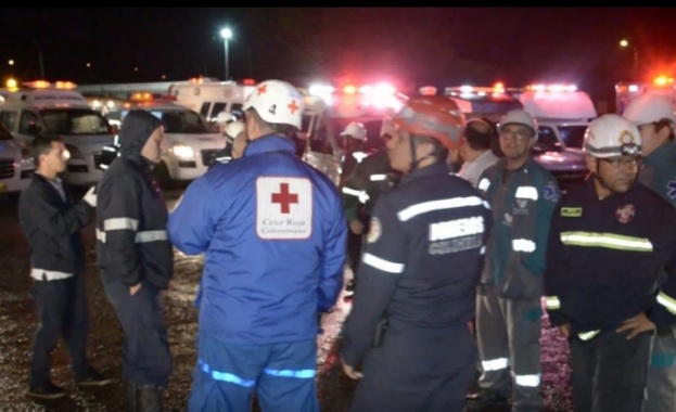 Десетки загинали след срутване на мост в Колумбия