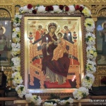 Продължава поклонението на иконата „Св. Богородица Всецарица“ в столичния храм „Св. Параскева“